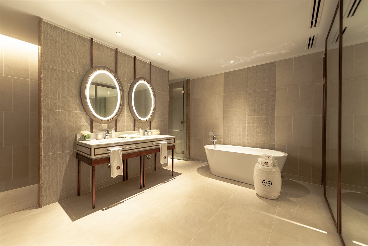 Real photograph of master bathroom in Angsana Oceanview showroom
